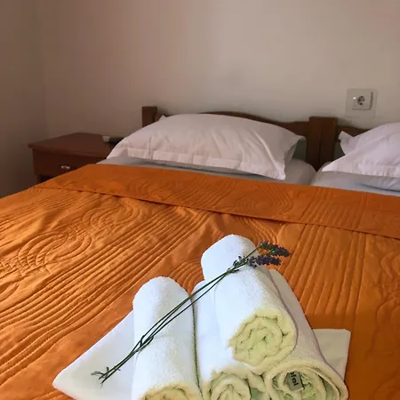 Apartman Mara *