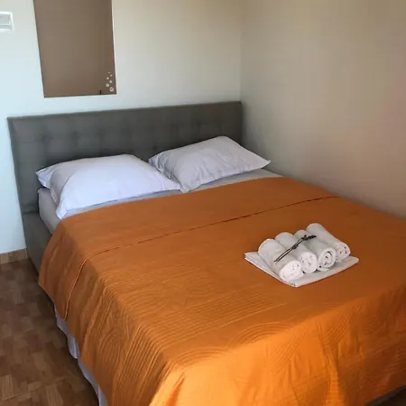 Mara Apartman *
