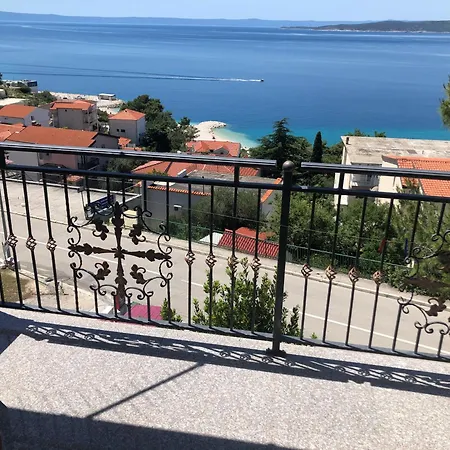 Apartman Mara *